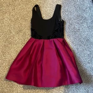 Size 1 Tease Me Vibrate Purple and Black Mini Homecoming Dress